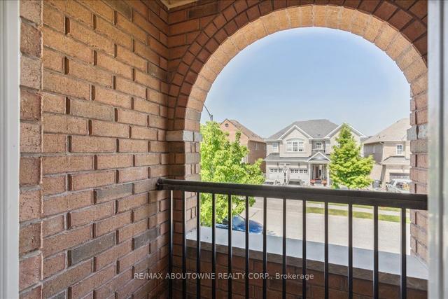 39 Royal Links Circ, House detached with 4 bedrooms, 3 bathrooms and 7 parking in Brampton ON | Image 22