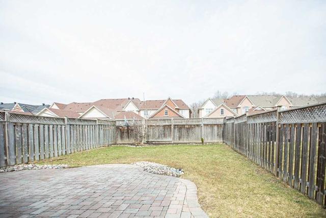 34 Wingrove St, House semidetached with 3 bedrooms, 3 bathrooms and 2 parking in Markham ON | Image 2