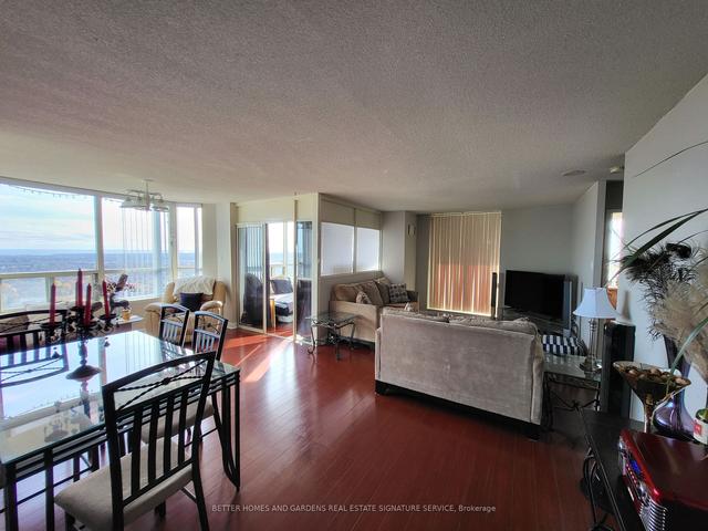 ph 2403 - 400 Webb Dr, Condo with 2 bedrooms, 2 bathrooms and 2 parking in Mississauga ON | Image 2