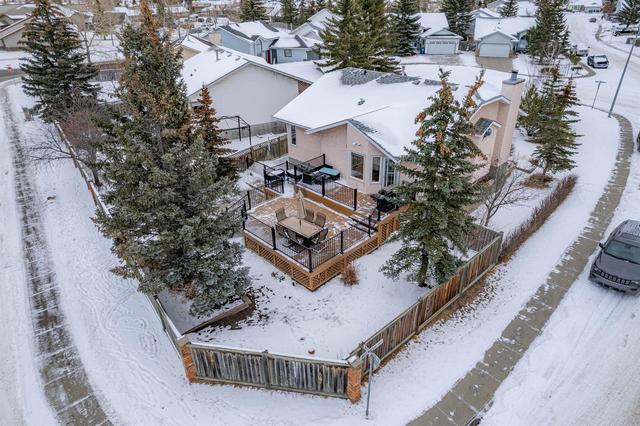 14 West Andison Close, House detached with 4 bedrooms, 3 bathrooms and 6 parking in Calgary AB | Image 32