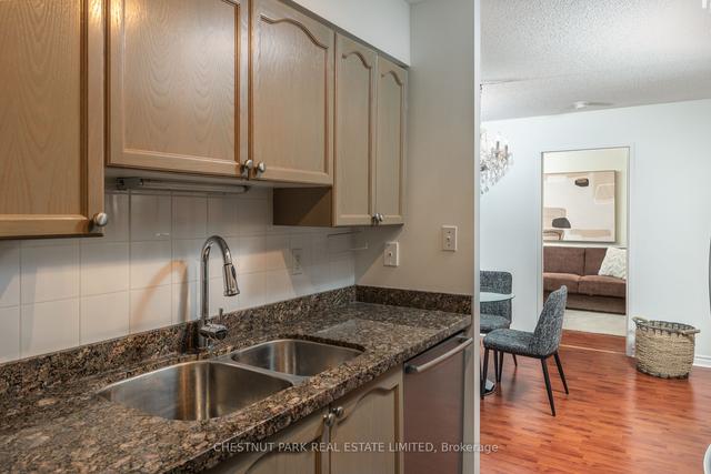 705 - 225 Merton St, Condo with 2 bedrooms, 1 bathrooms and 1 parking in Toronto ON | Image 2