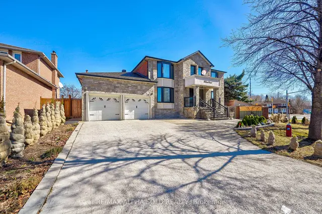 180 Berwick Cres, House detached with 4 bedrooms, 5 bathrooms and 8 parking in Richmond Hill ON | Image 1