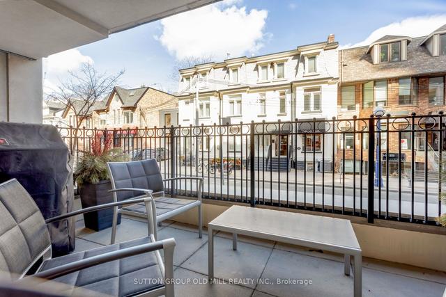 2 - 73 Scollard St, Townhouse with 3 bedrooms, 4 bathrooms and 2 parking in Toronto ON | Image 3