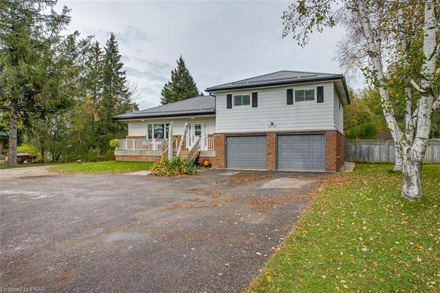 1031 East Communication Road, House detached with 4 bedrooms, 2 bathrooms and 12 parking in Selwyn ON | Image 5