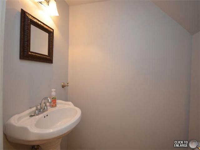 50 - 145 Rice Ave, Townhouse with 3 bedrooms, 3 bathrooms and 1 parking in Hamilton ON | Image 17