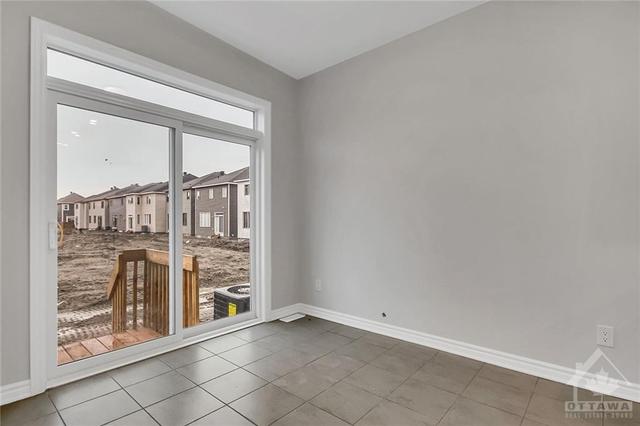 40 Lentago Avenue, Townhouse with 3 bedrooms, 3 bathrooms and 2 parking in Ottawa ON | Image 15