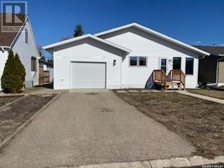 409 Forget Street, House detached with 2 bedrooms, 1 bathrooms and null parking in Foam Lake SK | Image 1