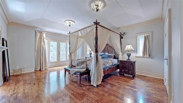 224 Wilfred Ave, House detached with 4 bedrooms, 5 bathrooms and 6 parking in Toronto ON | Image 11
