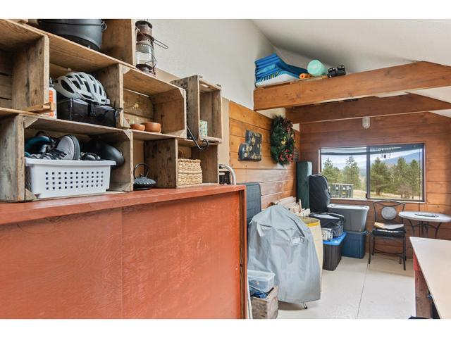 1960 Pass Creek Road, House detached with 3 bedrooms, 3 bathrooms and null parking in Central Kootenay I BC | Image 50