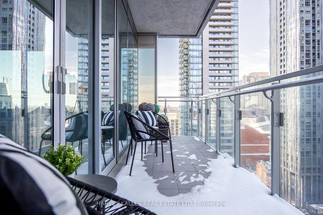 1503 - 55 Scollard St, Condo with 2 bedrooms, 3 bathrooms and 2 parking in Toronto ON | Image 33