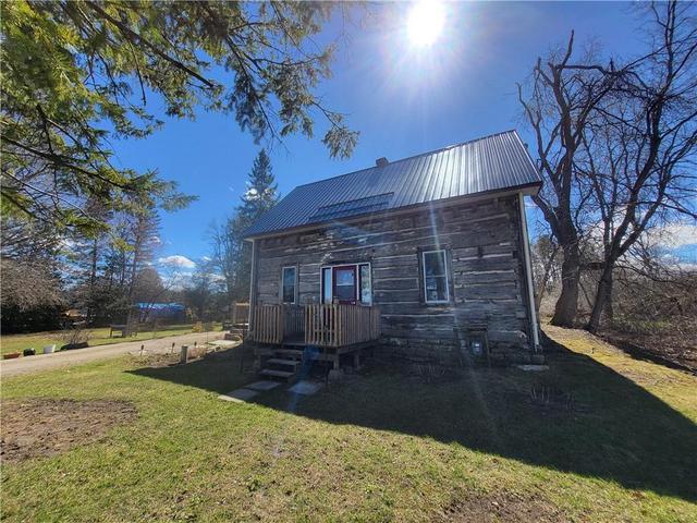 705 Calvin Road, House detached with 3 bedrooms, 1 bathrooms and 4 parking in Whitewater Region ON | Image 3