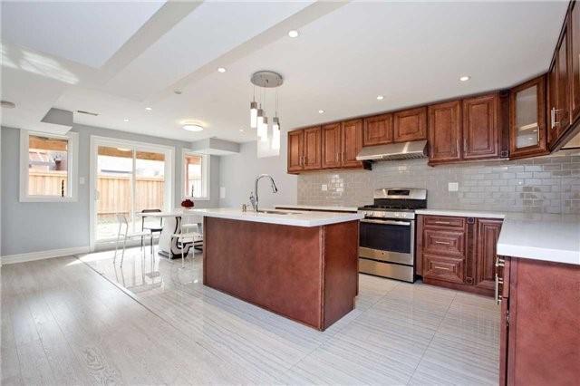 99 Hua Du Ave, House detached with 4 bedrooms, 7 bathrooms and 4 parking in Markham ON | Image 14