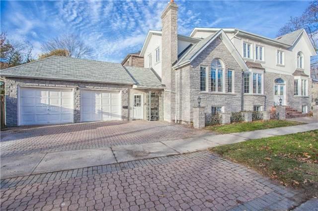 298 Mckee Ave, House detached with 4 bedrooms, 4 bathrooms and 2 parking in Toronto ON | Image 1