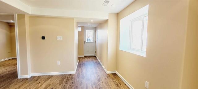 33 Hulley Cres, House detached with 2 bedrooms, 1 bathrooms and 1 parking in Ajax ON | Image 13