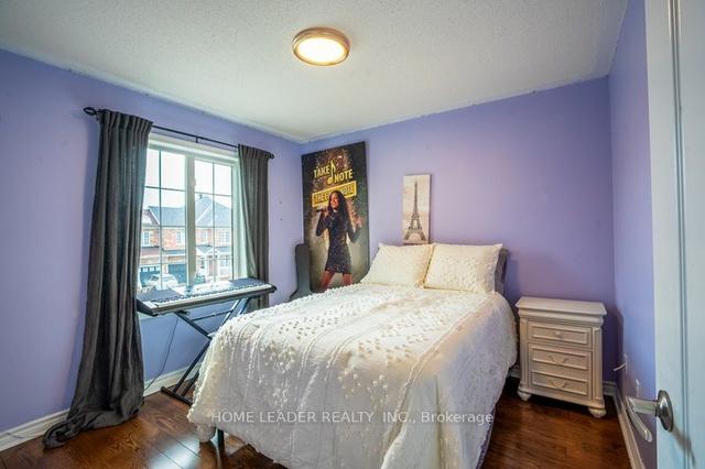 84 Tianalee Cres, House attached with 3 bedrooms, 4 bathrooms and 3 parking in Brampton ON | Image 10