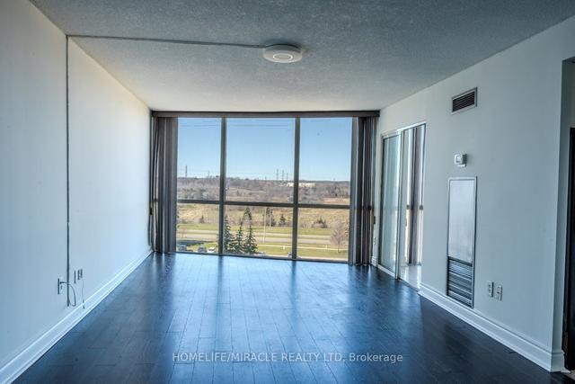 808 - 21 Markbrook Lane, Condo with 2 bedrooms, 2 bathrooms and 1 parking in Toronto ON | Image 2