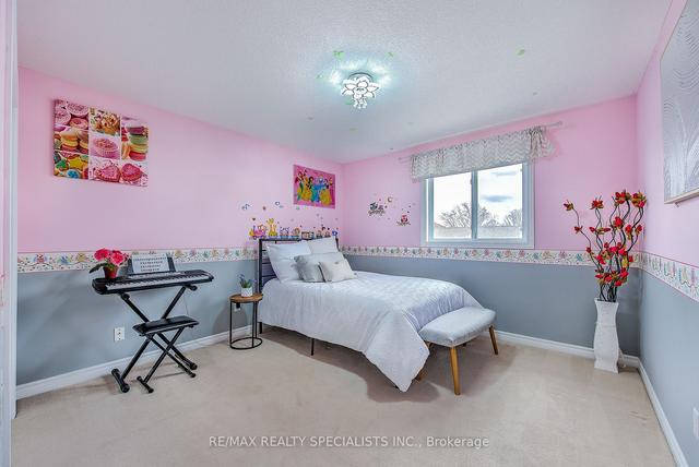 2260 Thornicroft Cres, House detached with 3 bedrooms, 4 bathrooms and 3 parking in London ON | Image 22