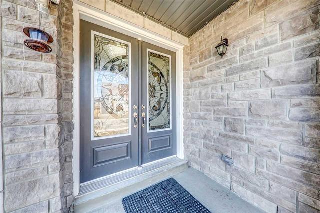 27 Butson Cres, House detached with 5 bedrooms, 5 bathrooms and 4 parking in Clarington ON | Image 23