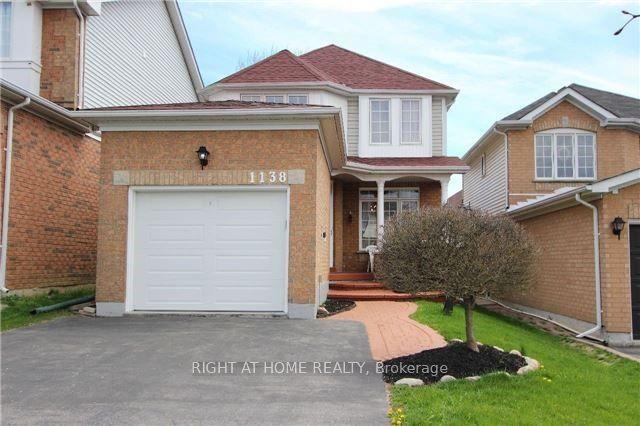 1138 Timberland Cres, House detached with 3 bedrooms, 2 bathrooms and 5 parking in Oshawa ON | Image 1