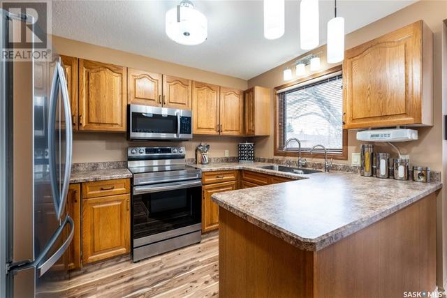 1515 Dove Road, House detached with 4 bedrooms, 2 bathrooms and null parking in Regina SK | Image 6