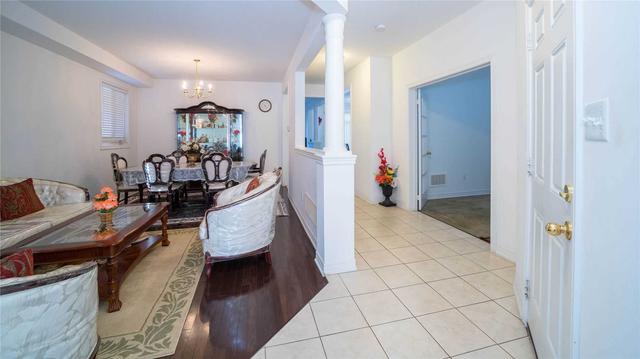 26 Newington Cres, House detached with 4 bedrooms, 5 bathrooms and 6 parking in Brampton ON | Image 36