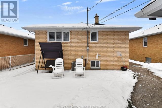 1829 Drouillard Road, House detached with 4 bedrooms, 2 bathrooms and null parking in Windsor ON | Image 11