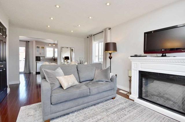 46 Red Oak Dr, House detached with 2 bedrooms, 3 bathrooms and 3 parking in Barrie ON | Image 36