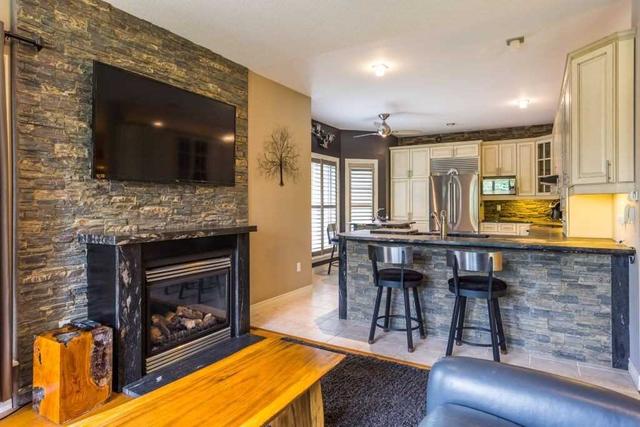 24 Navigators Tr, House detached with 1 bedrooms, 3 bathrooms and 6 parking in Kawartha Lakes ON | Image 4