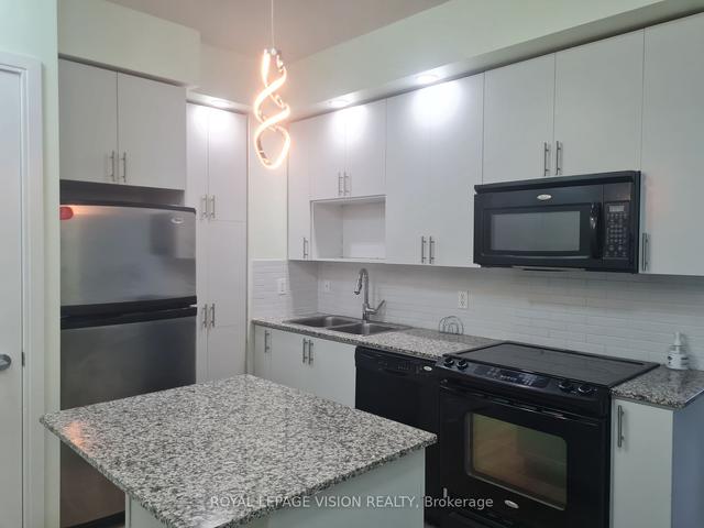 2409 - 181 Wynford Dr, Condo with 3 bedrooms, 2 bathrooms and 3 parking in Toronto ON | Image 13