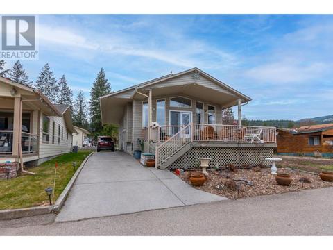 49 Lakeshore Drive, House detached with 3 bedrooms, 3 bathrooms and 2 parking in Vernon BC | Card Image