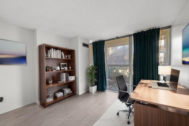 115 - 4185 Shipp Dr, Condo with 2 bedrooms, 2 bathrooms and 1 parking in Mississauga ON | Image 6