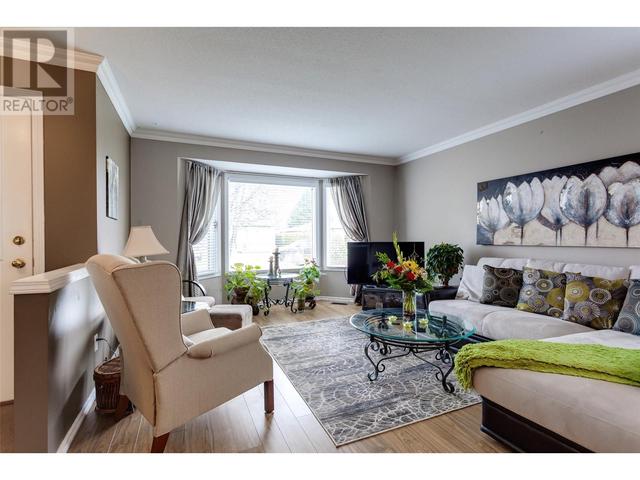 490 - 1255 Raymer Avenue, House detached with 2 bedrooms, 2 bathrooms and 2 parking in Kelowna BC | Image 7