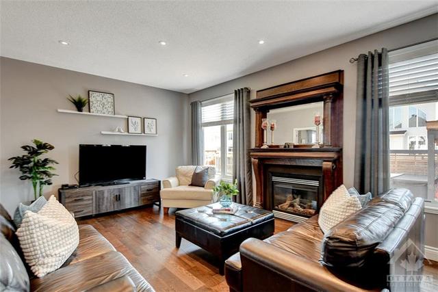 401 Landswood Way, House detached with 4 bedrooms, 4 bathrooms and 6 parking in Ottawa ON | Image 7