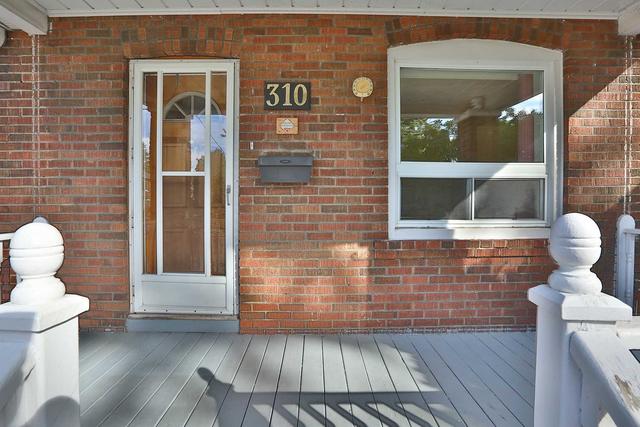 310 Queensdale Ave, House detached with 2 bedrooms, 2 bathrooms and 1 parking in Toronto ON | Image 16