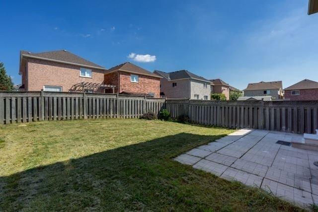 86 Halterwood Circ, House attached with 4 bedrooms, 3 bathrooms and 4 parking in Markham ON | Image 20