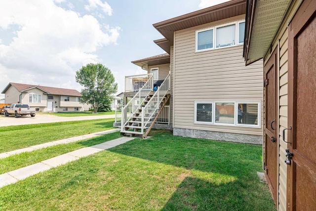 748 Cypress Lane, House other with 4 bedrooms, 2 bathrooms and 4 parking in Red Deer County AB | Image 28