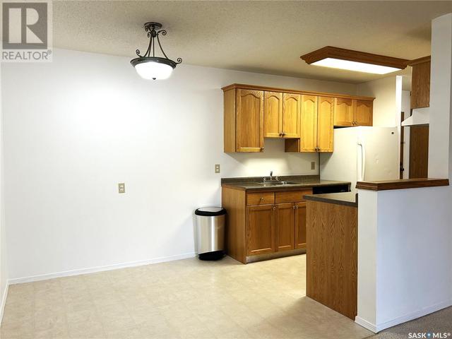205 - 730a Heritage Lane, Condo with 3 bedrooms, 1 bathrooms and null parking in Saskatoon SK | Image 8