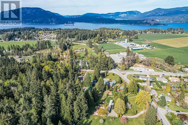 1490 Cowichan Bay Rd, House other with 3 bedrooms, 1 bathrooms and 3 parking in Cowichan Valley D BC | Image 8