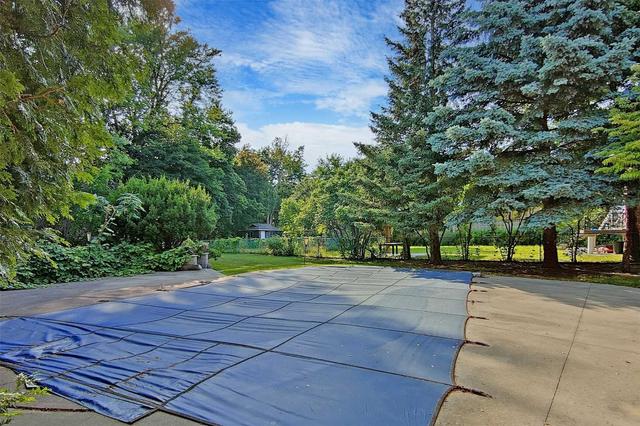 8 Eaglewing Crt, House detached with 4 bedrooms, 3 bathrooms and 6 parking in Toronto ON | Image 24