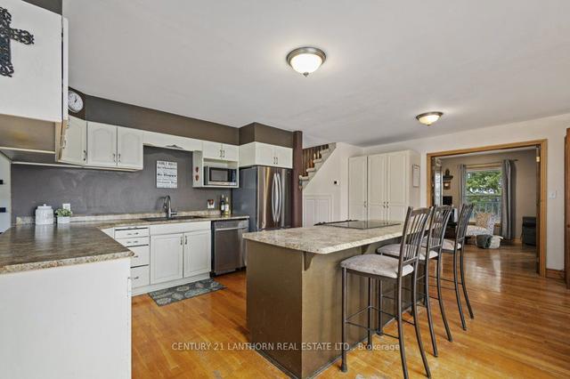 79 Maple View Rd, House detached with 5 bedrooms, 3 bathrooms and 8 parking in Quinte West ON | Image 4