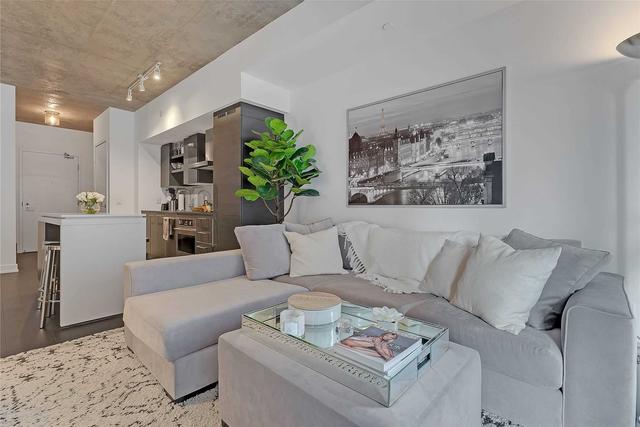 525 - 1030 King St W, Condo with 1 bedrooms, 1 bathrooms and 1 parking in Toronto ON | Image 25