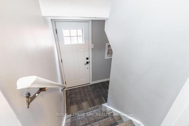 418 Parkdale Ave S, House detached with 3 bedrooms, 3 bathrooms and 3 parking in Hamilton ON | Image 14