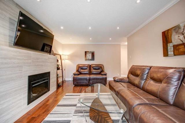 193 London Rd, House detached with 4 bedrooms, 4 bathrooms and 8 parking in Newmarket ON | Image 8
