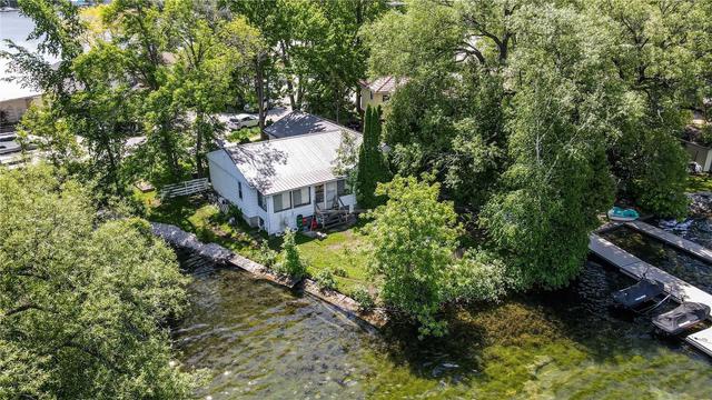 176 Cedar Island Rd, House detached with 3 bedrooms, 1 bathrooms and 3 parking in Orillia ON | Image 3