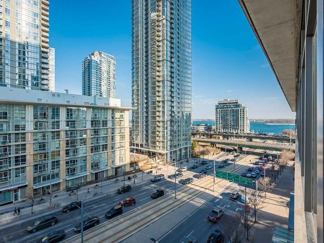 910 - 15 Brunel Crt, Condo with 1 bedrooms, 1 bathrooms and 1 parking in Toronto ON | Image 13