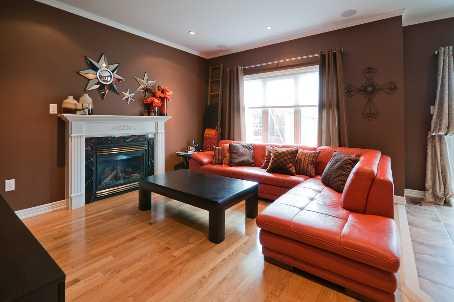 79 Pondmede Cres, House detached with 3 bedrooms, 3 bathrooms and 2 parking in Whitchurch Stouffville ON | Image 6