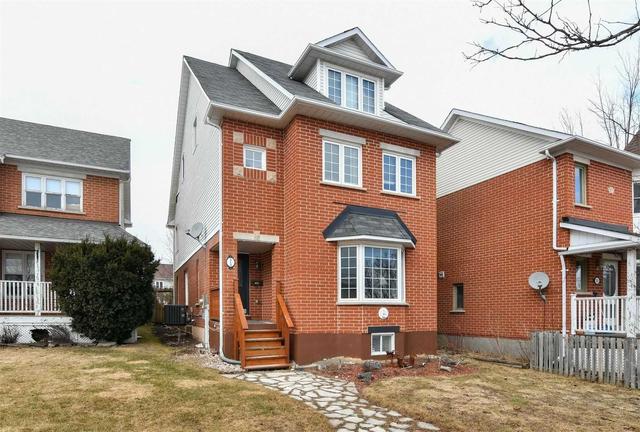 313 Alder St, House detached with 3 bedrooms, 3 bathrooms and 1 parking in Orangeville ON | Image 1
