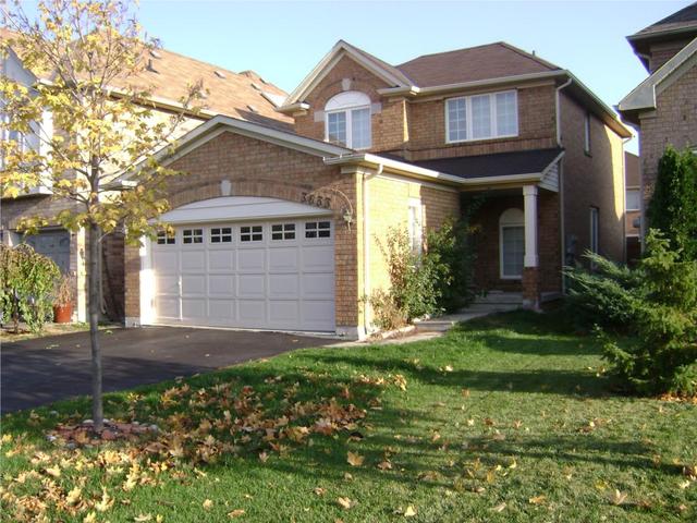 3633 Forest Bluff Cres, House detached with 4 bedrooms, 2 bathrooms and null parking in Mississauga ON | Image 1