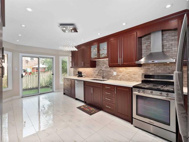 21 Coxworth Ave, House detached with 4 bedrooms, 5 bathrooms and 4 parking in Markham ON | Image 30