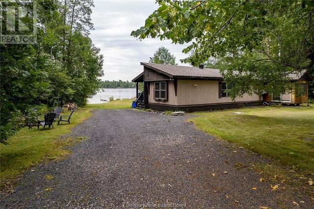 294 Whippoorwill, Home with 3 bedrooms, 2 bathrooms and null parking in French River ON | Image 5
